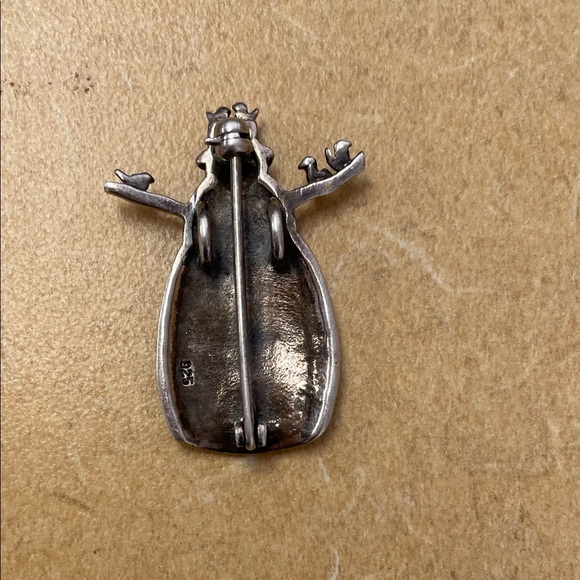 Pin - Picture 2 of 2